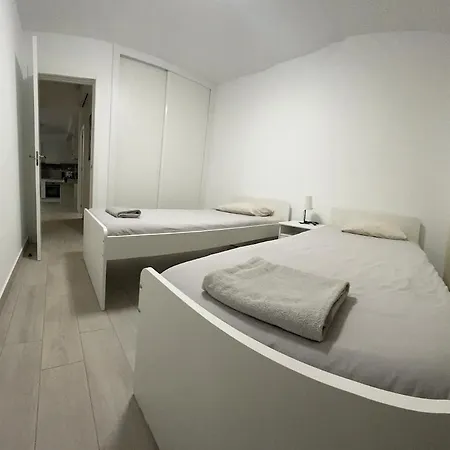 Blessed Holidays In A New And Equipped Apartment, Wi-fi *