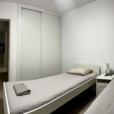 公寓 Blessed Holidays In A New And Equipped Apartment, Wi-fi 科斯塔卡莱塔
