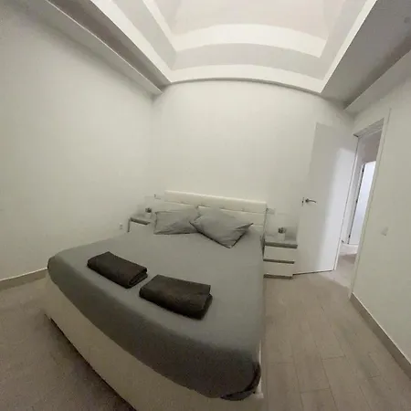 Blessed Holidays In A New And Equipped Apartment, Wi-fi * 科斯塔卡莱塔